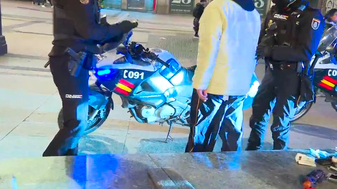 Detenido un hombre en la Puerta del Sol por amenazar a otro con un cuchillo