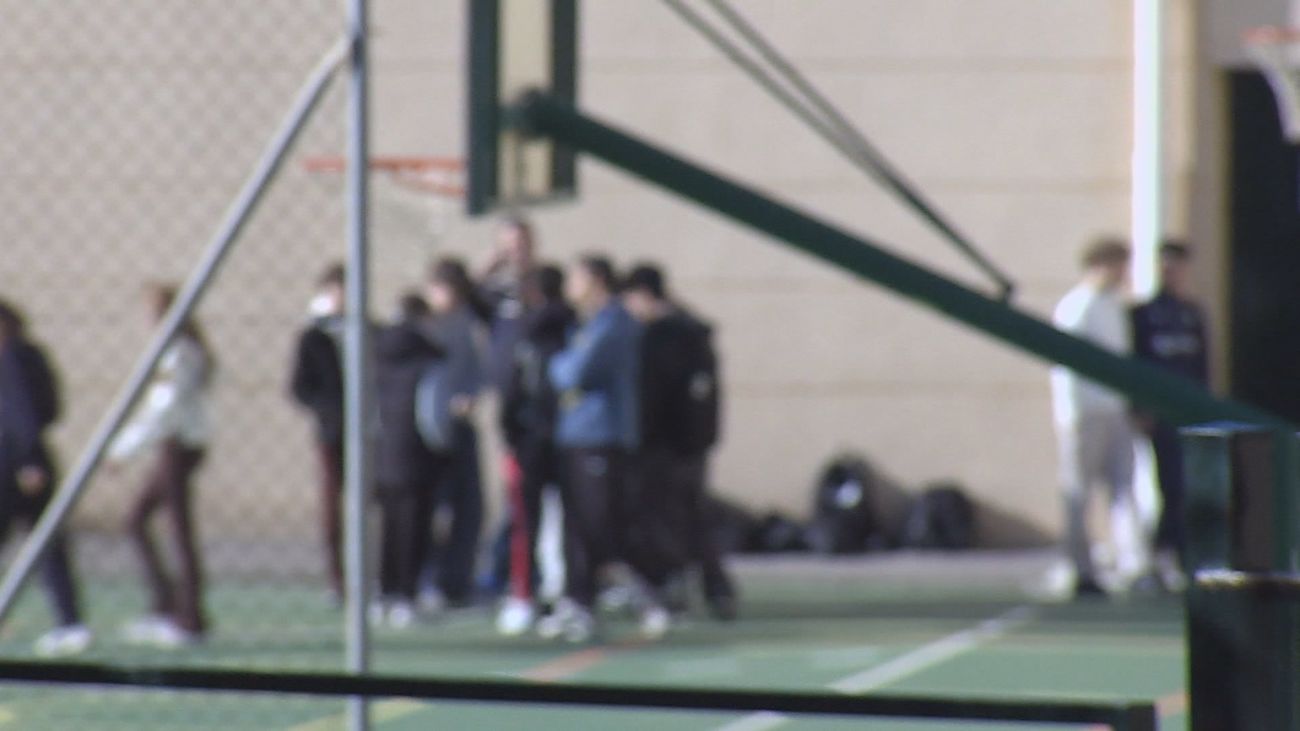 Investigan el suicidio de una menor de 14 años en Benalmádena (Málaga)