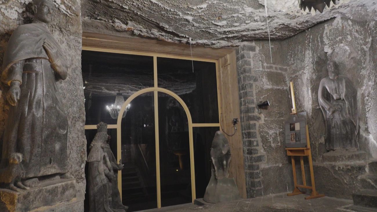 La iglesia subterránea más grande del mundo se encuentra en esta mina de sal en Cracovia
