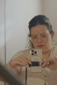 Estela, la influencer que arrasa en redes con trucos de limpieza para el hogar