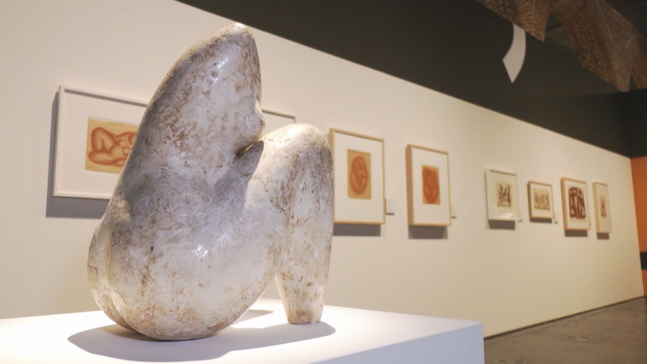 Conde Duque acoge una gran retrospectiva de más de un centenar de obras de Eduardo Chillida