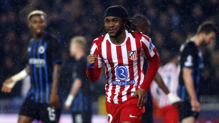 Lookman ante el Brujas / ATLÉTICO DE MADRID