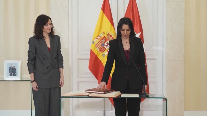 Mercedes Zarzalejo toma posesión como consejera de Educación, Ciencia y Universidades