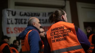 Inquilinos madrileños de fondos de inversión reclaman al Gobierno su inclusión en Casa 47