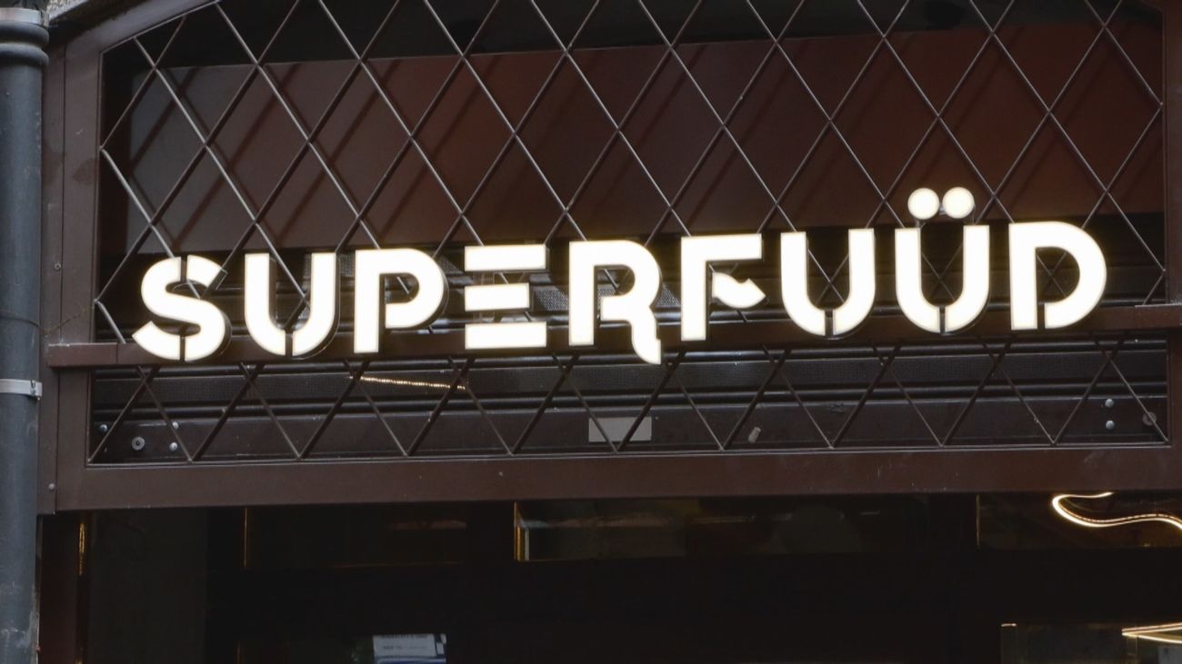 Superfuüd, el restaurante de súper alimentos que esconde un gimnasio en la planta baja