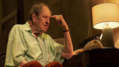 José María Pou  estrena 'Gigante' en el Teatro Bellas Artes