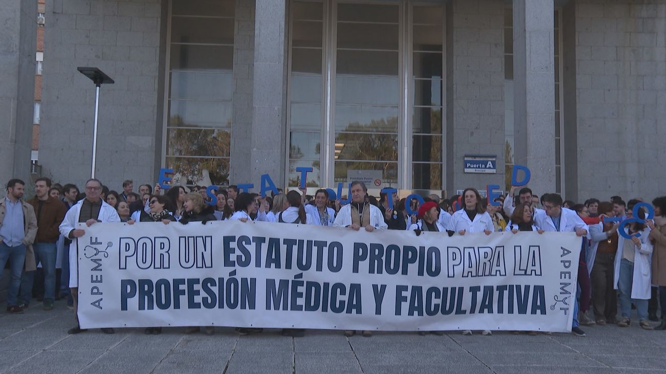 Concluye la primera semana de la huelga de médicos sin noticias del Ministerio de Sanidad