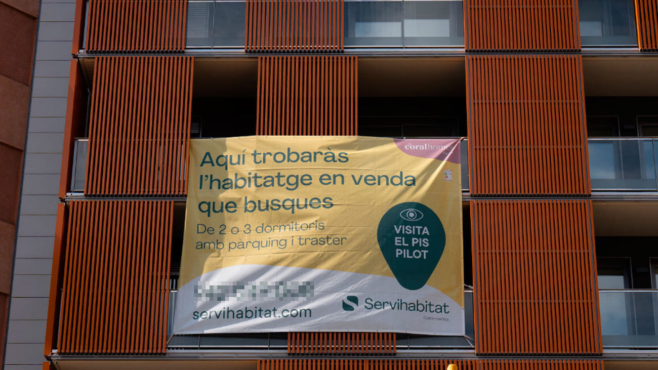 El Gobierno catalán y los Comunes pactan prohibir compras de vivienda especulativas