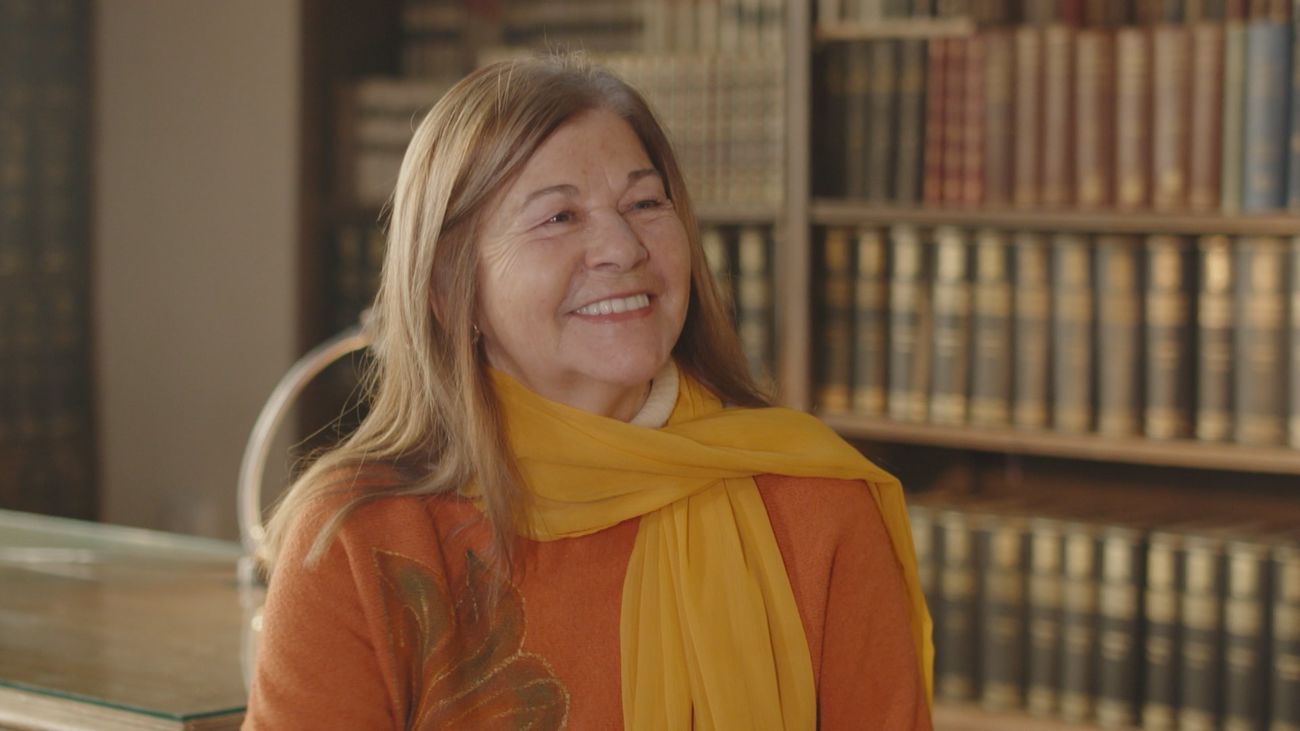 “Ver la historia con ojos de mujer”: la apuesta de María Teresa Álvarez