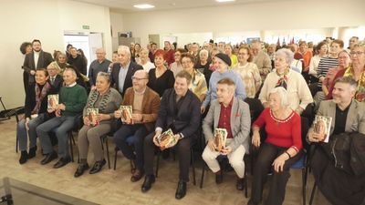 Latina presenta 'Recetas de toda una vida', un libro homenaje a los mayores y la tradición culinaria