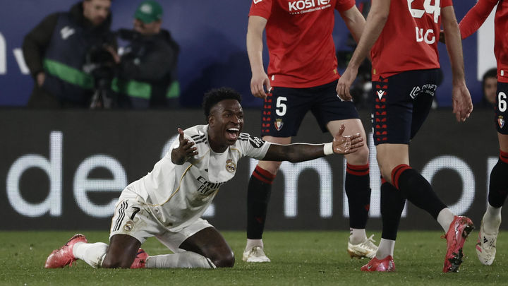 2-1. El Real Madrid cae en Pamplona y corta su racha de victorias