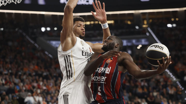 89-100. El Real Madrid pierde ante Baskonia la final de Copa