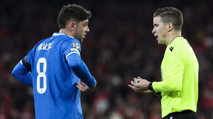 La UEFA desestima la denuncia del Benfica contra Valverde