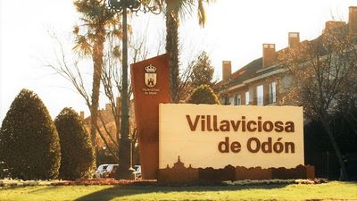Villaviciosa encarga a universitarios de la localidad las nuevas señales
