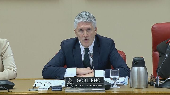 Marlaska anuncia la revisión el protocolo de acoso sexual de la Policía para saber por qué la víctima del DAO no lo usó