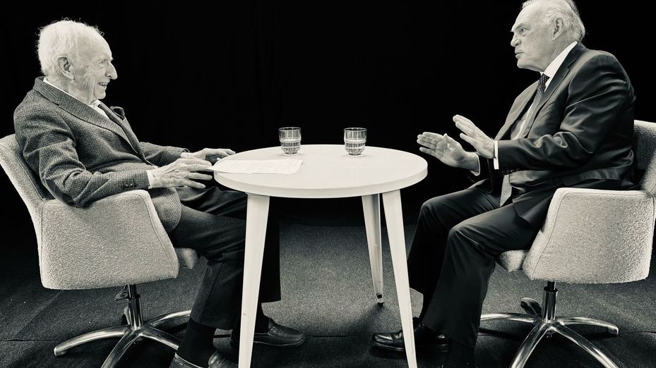 LaOtra estrena Palabra de Dos, un espacio íntimo sobre fe y trascendencia conducido por Leopoldo Abadía