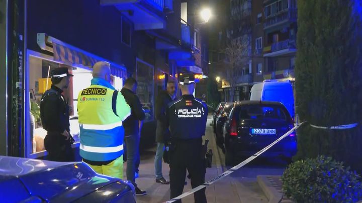 Los GEO reducen al hombre armado que se había atrincherado en su piso de Torrejón