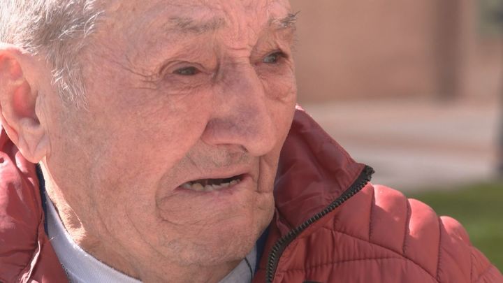 "Cojo una daga y le corto el cuello", la amenaza del inquilino que le debe 7.000 € a Arsenio, un vecino de Getafe de 84 años