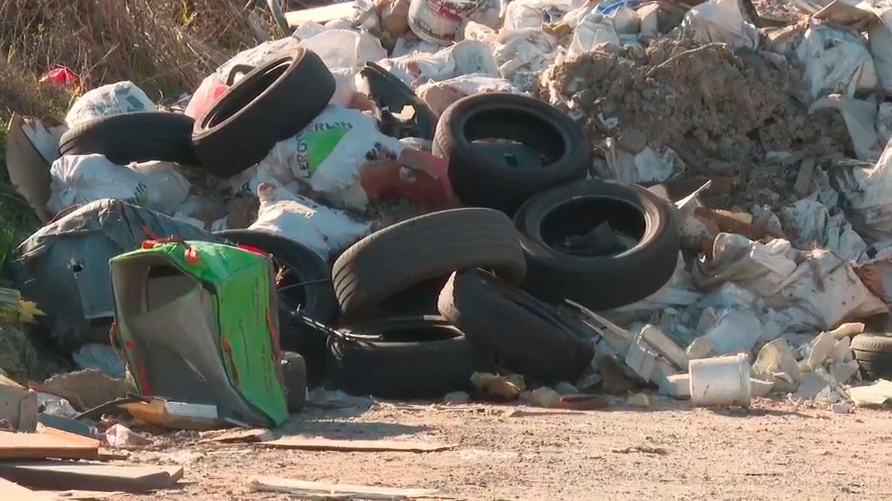 El barrio de las Hormigoneras de Leganés, 30 años viviendo entre escombros