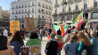 Concentración en Madrid contra el régimen iraní de los ayatolás