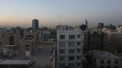 Israel lanza nuevos ataques sobre Teherán, entre ellos la sede de la Media Luna Roja