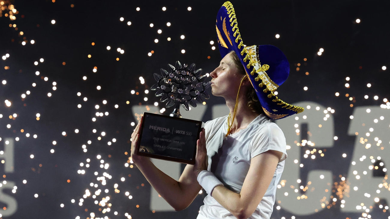 Cristina Bucsa gana el título en el WTA 500 de Mérida