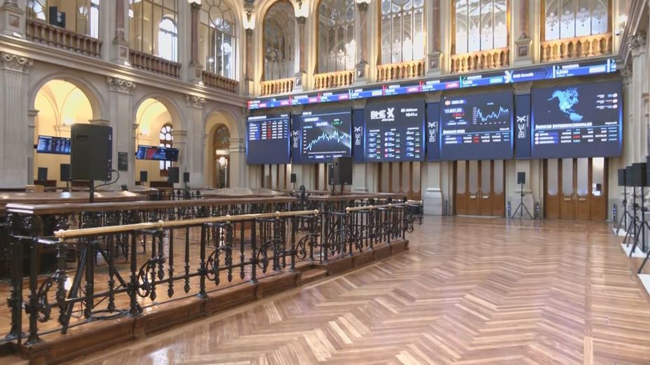 El ataque a Irán sacude los mercados: el petróleo se dispara casi un 10% mientras las bolsas se tiñen de rojo