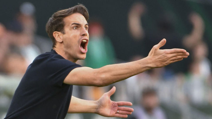 Iñigo Pérez: "El partido con el Oviedo es muy peligroso"