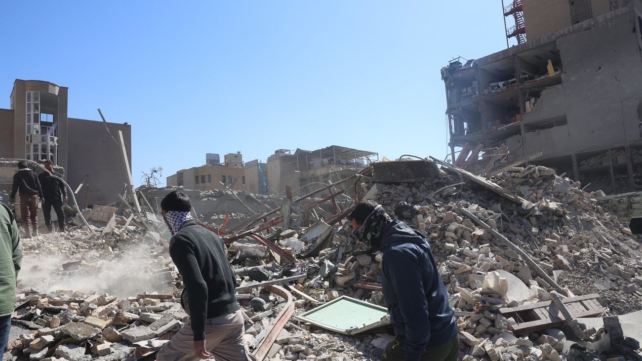Edificios derrumbados tras los bombardeos de EEUU e Israel en el centro de Teherán (Irán)