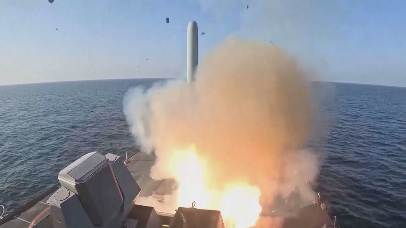 Israel ataca de nuevo Teherán y EEUU anuncia represalias por los daños en su embajada de Arabia