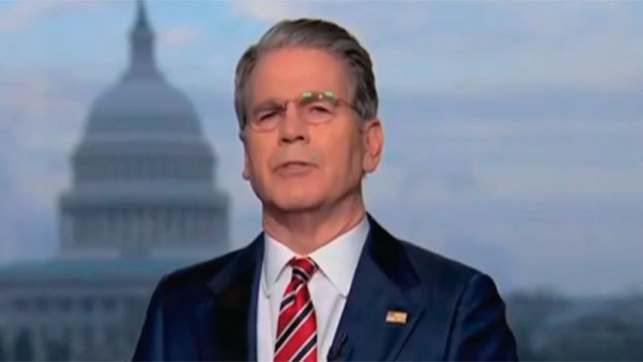 El secretario del Tesoro norteamericano acusa a España de "poner en peligro vidas estadounidenses"