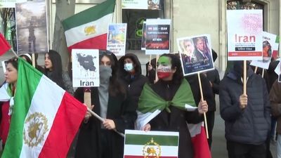 La Comunidad de Madrid reconocerá la lucha de las mujeres iraníes en los premios del 8 de marzo