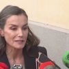 La reina Letizia honra al periodista Fernando Ónega y visita su capilla ardiente: "Es el padre de mi amiga"