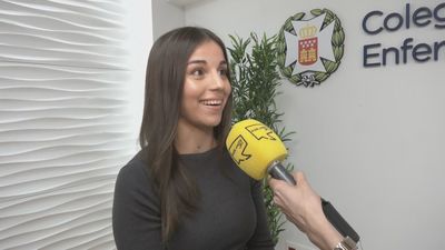 Conocemos a la a enfermera madrileña  Nº1 de España de tan solo 22 años