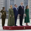 Los reyes reciben en el Palacio Real a los Grandes Duques de Luxemburgo en su primera visita oficial a España