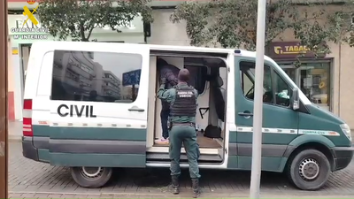 Robos de coches en Madrid y municipios cercanos: dos arrestados por 25 delitos