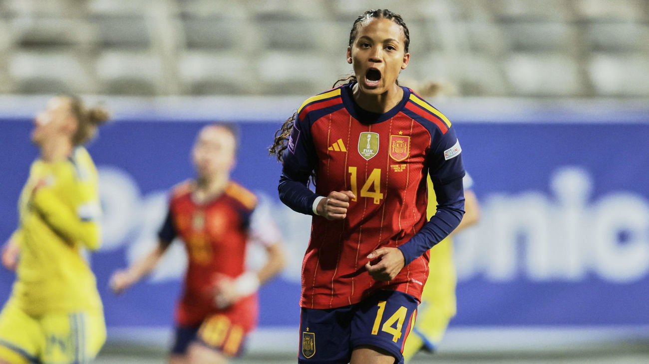 Vicky López ante Ucrania