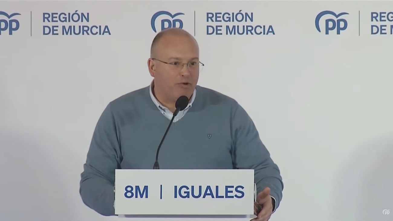 Tellado tacha a Vox de "antisistema" y asegura que "Abascal y Sánchez se necesitan como el comer"