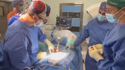 El Hospital de La Princesa estrena un robot para operaciones complejas de columna