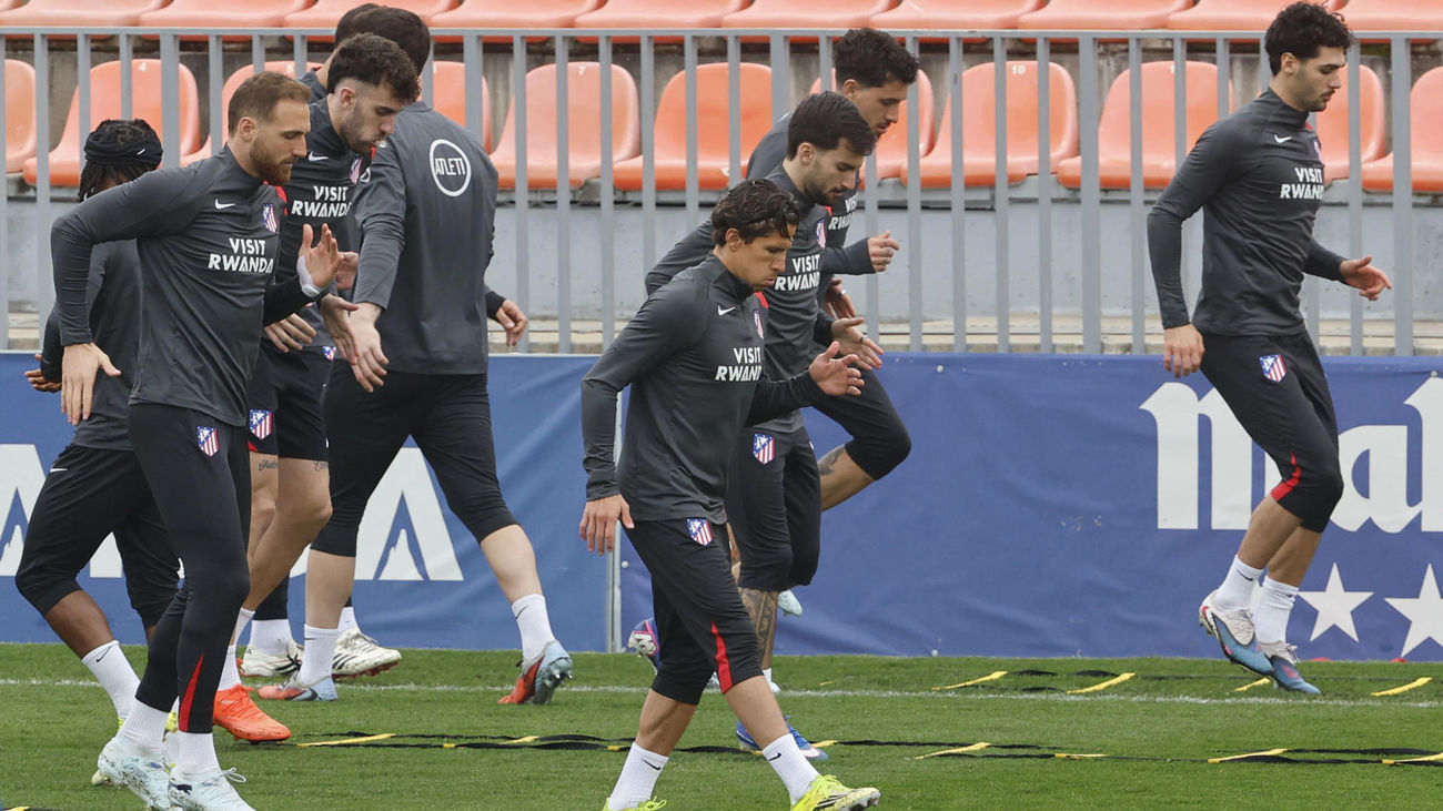 Mendoza, la única baja de Simeone contra el Tottenham