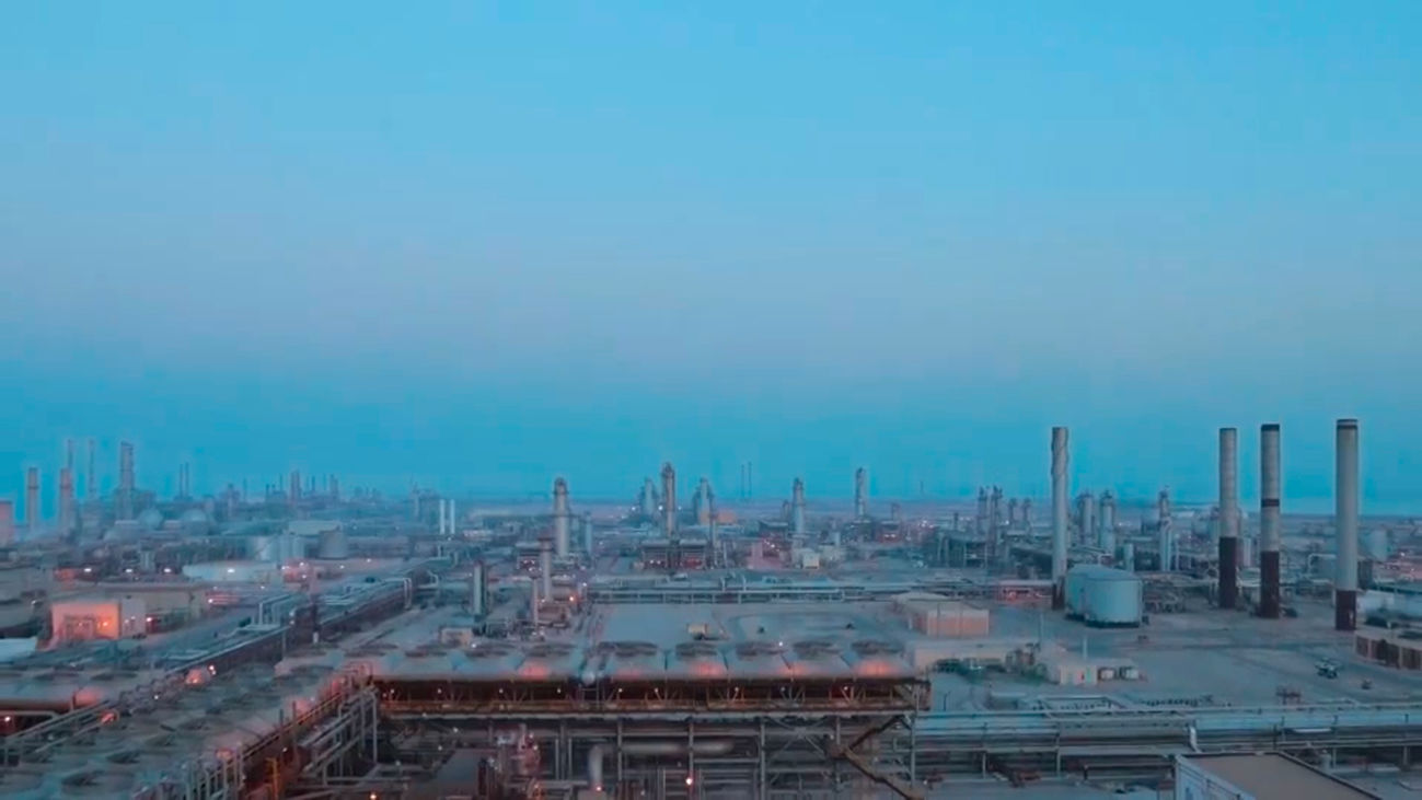 Las bolsas asiáticas se desploman y el barril de petróleo supera los 100 dólares