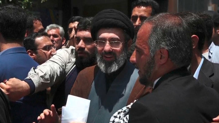 Mojtaba Jameneí, hijo del fallecido ayatolá, elegido como líder supremo de Irán