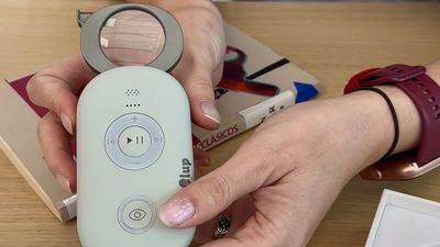 Lupas inteligentes en Galapagar para lectores con dificultades visuales