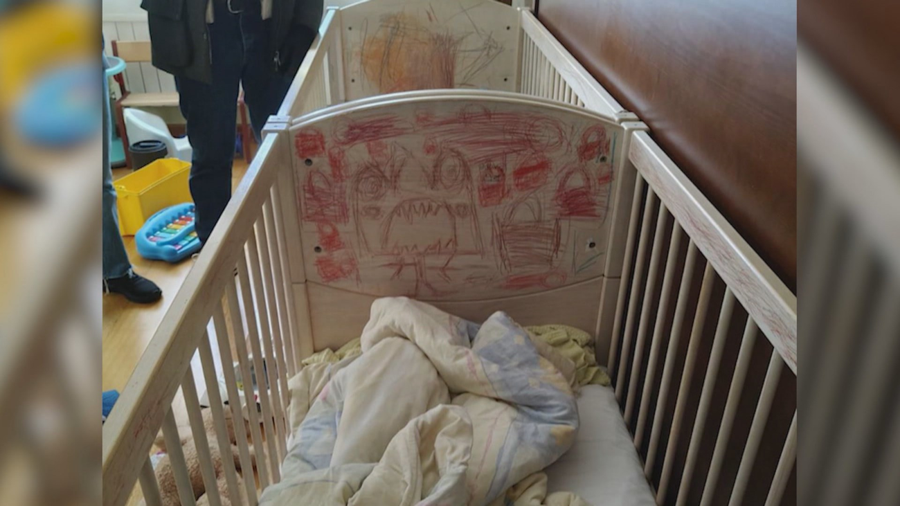 Comienza en Oviedo el juicio contra los padres acusados de encerrar a ...
