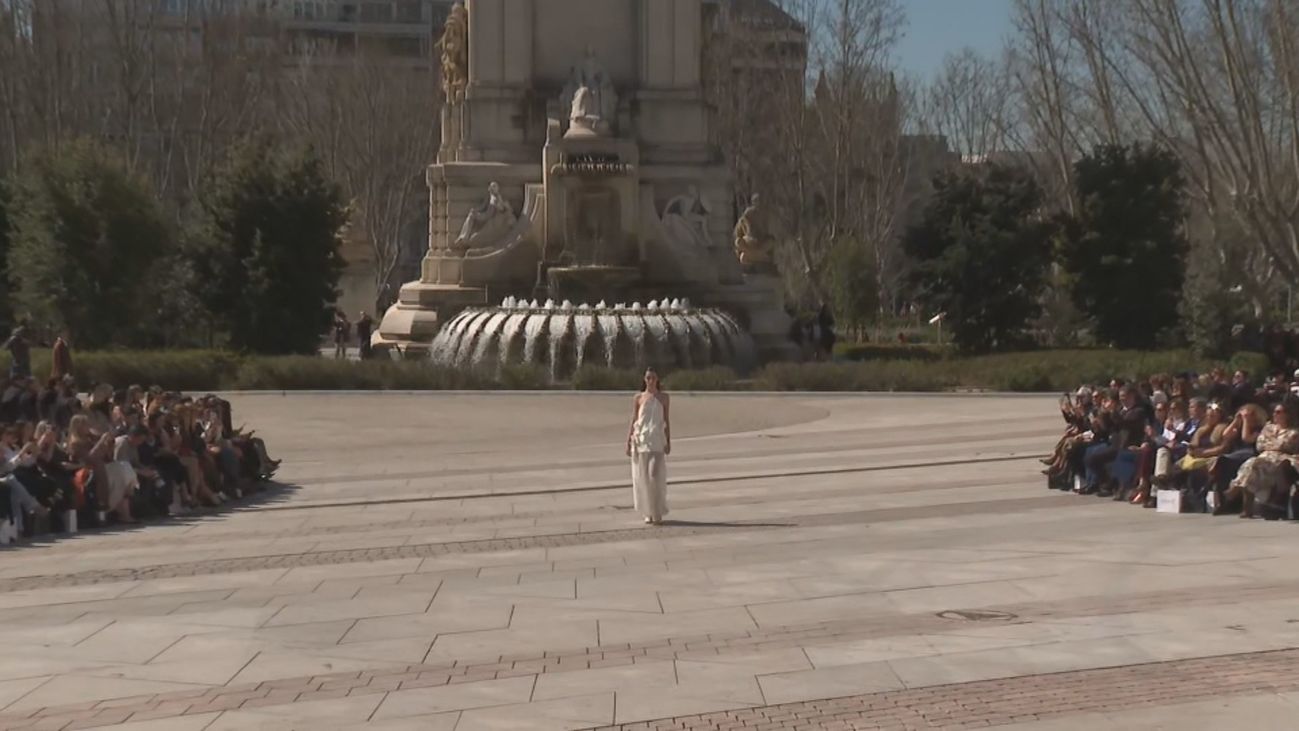 Un desfile en Plaza de España abre la Semana de la Moda de Madrid