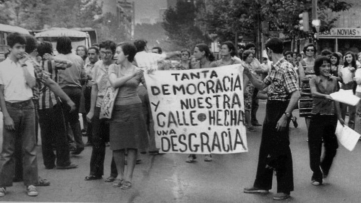 Manifestación en 1976 por el estado de la carretera de Canillas / FRAVM