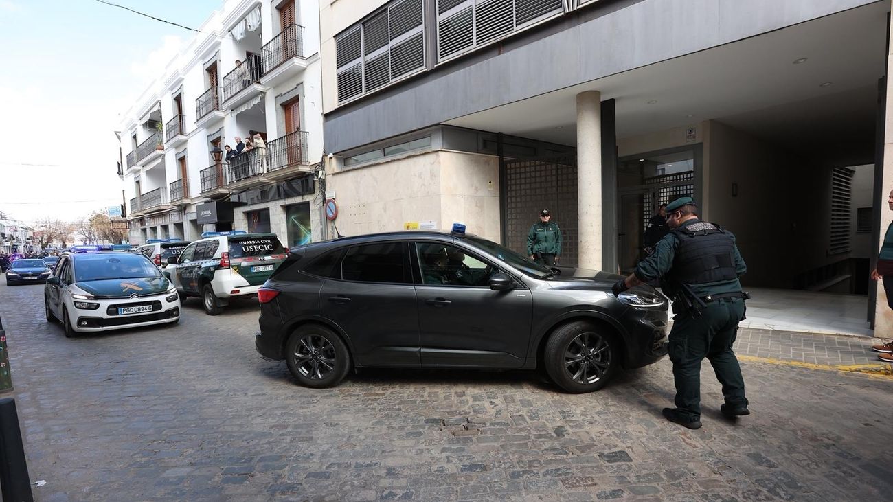 Los detenidos por la muerte de Francisca Cadena llegan a los juzgados de Villafranca de los Barros para declarar