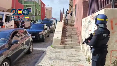 Detienen en Melilla a un hombre que captaba mujeres jóvenes para el yihadismo