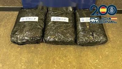 Detenido un hombre en la Estación Sur de Autobuses al transportar en su maleta casi 4 kilos de marihuana