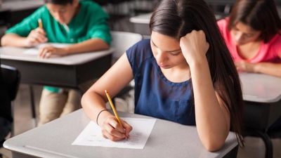 Madrid evaluará a 280.000 alumnos en abril para subir la calidad educativa